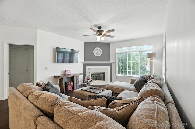 4250 Endeavor Dr Unit 42-208, Colerain Twp, OH 45252 - photo 18