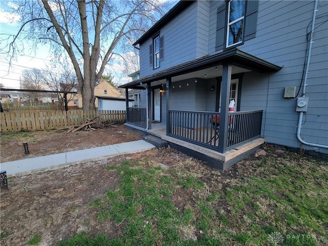 543 Buckeye St, Miamisburg, OH 45342 - exterior space with covered porch