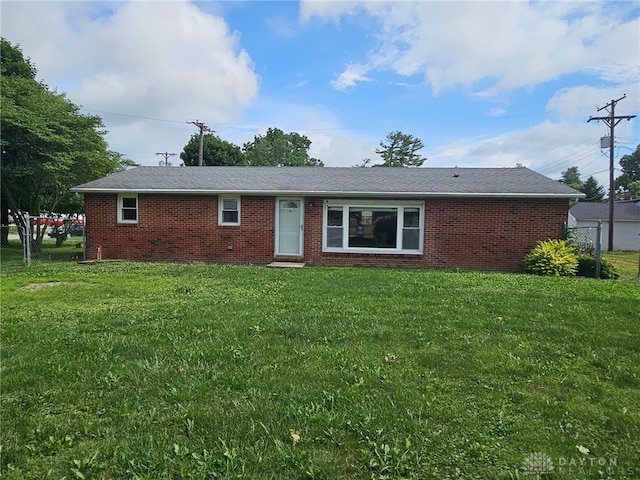 283 Moore St, Lewisburg, OH 45338 - single story home with brick siding