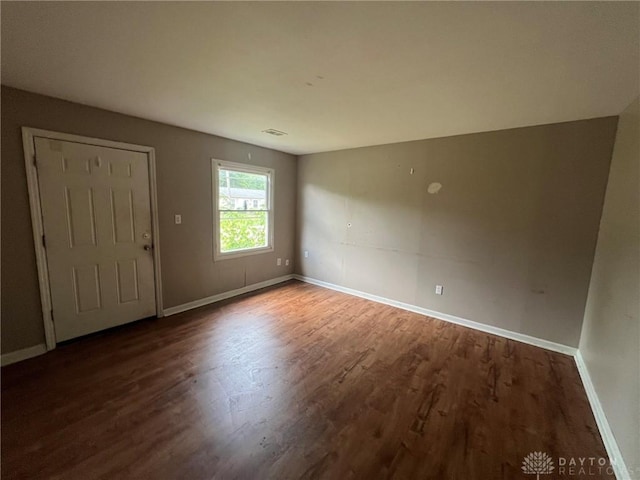 9917 Capstan Dr, Colerain Twp, OH 45251 - photo 4