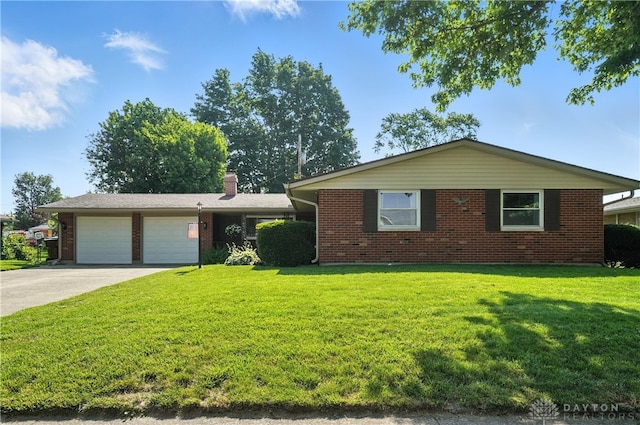 438 Coronado Dr, Fairborn, OH 45324