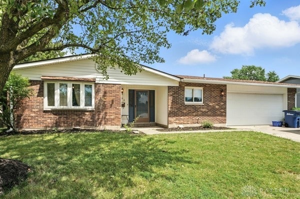303 Edgebrook Ave, Brookville, OH 45309 - photo 2