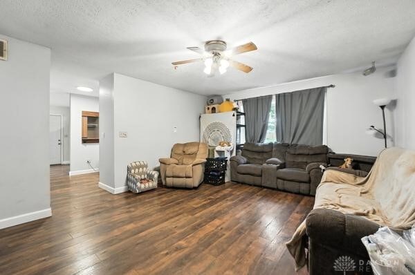 303 Edgebrook Ave, Brookville, OH 45309 - photo 5