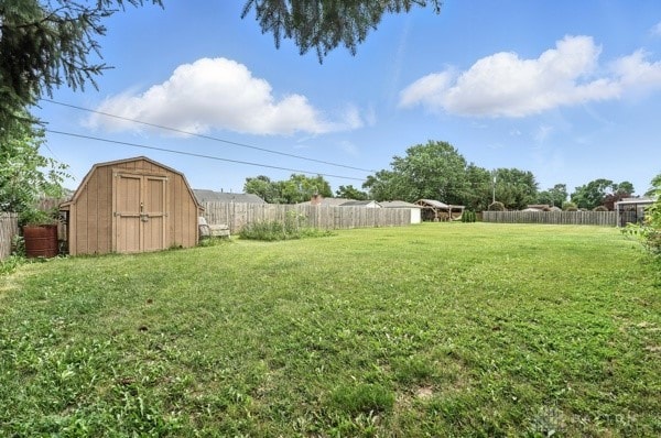 303 Edgebrook Ave, Brookville, OH 45309 - photo 23