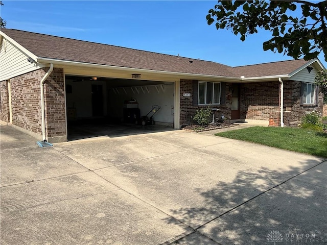 5251 Angelita Ave, Huber Heights, OH 45424 - photo 3