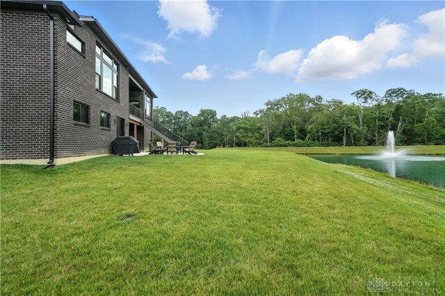 1241 Normandy Rue, Centerville, OH 45458 - view of green lawn featuring a water view