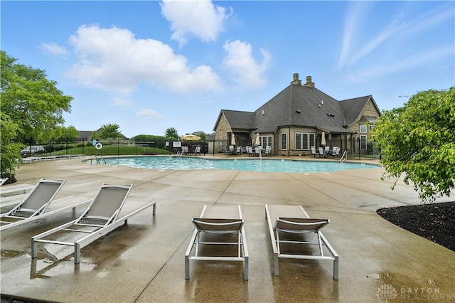 1241 Normandy Rue, Centerville, OH 45458 - community pool with a patio