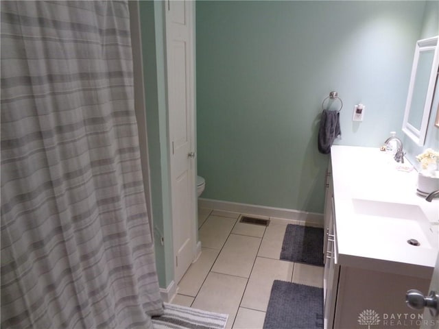 12071 Oxford Rd, Germantown, OH 45327 - full bathroom with vanity and tile patterned floors