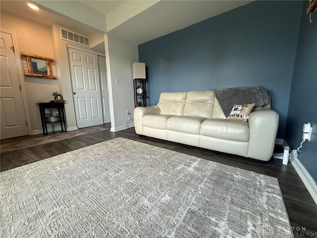 562 Maxwell Ct, Germantown, OH 45327 - living area with wood finished floors and baseboards