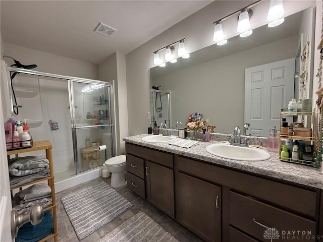 562 Maxwell Ct, Germantown, OH 45327 - full bath featuring a stall shower and double vanity