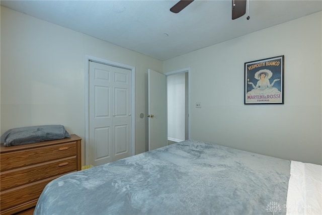 2701 Mini Ct, Dayton, OH 45420 - bedroom featuring a closet and a ceiling fan