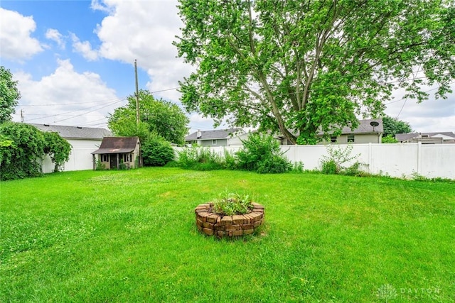 1227 Fyffe Ave, New Carlisle, OH 45344 - view of yard with a shed