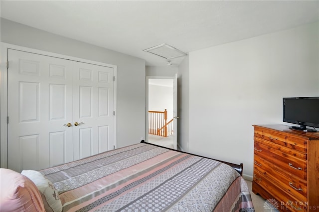 2435 Forest Oaks Dr, Beavercreek, OH 45431 - bedroom featuring attic access, carpet, and a closet