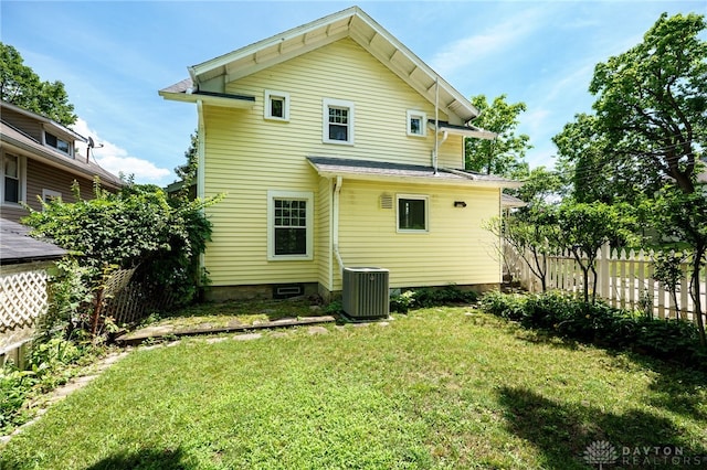 25 Laura Ave, Dayton, OH 45405 - rear view of house