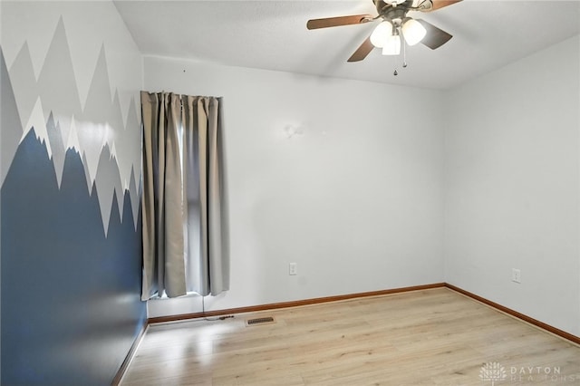 5 Bayberry Dr, Springboro, OH 45066 - empty room featuring light wood-style floors and ceiling fan
