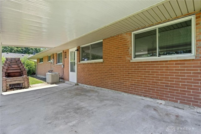 5660 Tomberg St, Huber Heights, OH 45424 - photo 7
