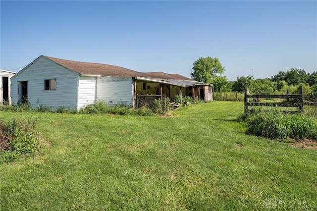 718 Hook Rd, Xenia, OH 45385 - view of yard