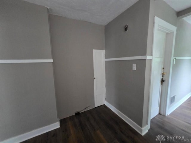 2324 Eastview Unit 2322, Dayton, OH 45405 - unfurnished room with wood finished floors