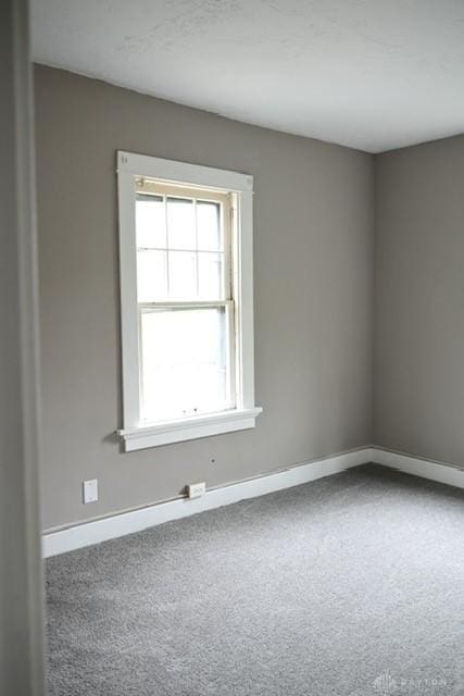 2324 Eastview Unit 2322, Dayton, OH 45405 - unfurnished room featuring carpet floors and baseboards