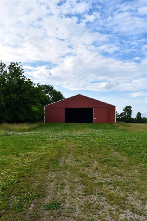 13181 Eaton Pike Unit 13181, New Lebanon, OH 45345 - view of pole building