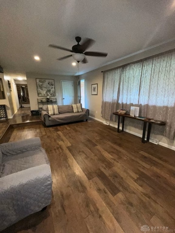 4646 Wayne Meadows Cir Unit 4640, Dayton, OH 45424 - living room with wood finished floors, a ceiling fan, recessed lighting, and a textured ceiling
