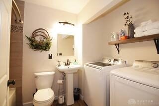 4646 Wayne Meadows Cir Unit 4640, Dayton, OH 45424 - laundry room with independent washer and dryer