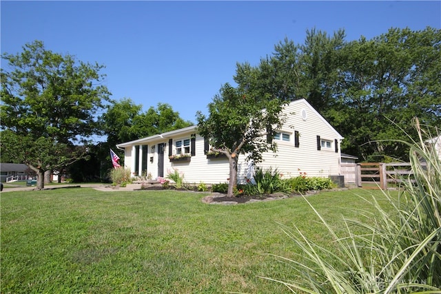 412 Cedar Ln, Lebanon, OH 45036 - view of front of home