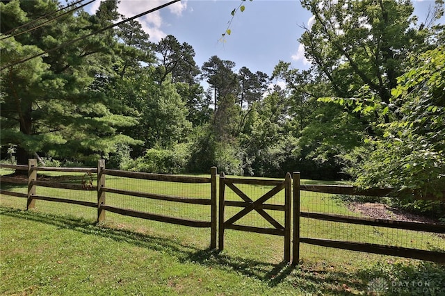 798 Carini Ln, Cincinnati, OH 45218 - view of gate