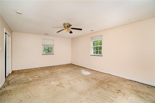 4689 Fisher Rd, Franklin, OH 45005 - empty room with a smoke detector and a ceiling fan