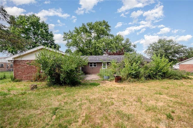 4689 Fisher Rd, Franklin, OH 45005 - view of green lawn