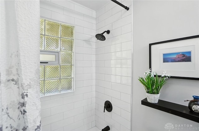 1378 Standish Ave, Riverside, OH 45432 - full bathroom with shower / bath combination with curtain