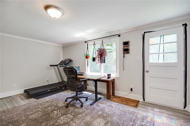 541 E Main St, Xenia, OH 45385 - office with ornamental molding and wood finished floors