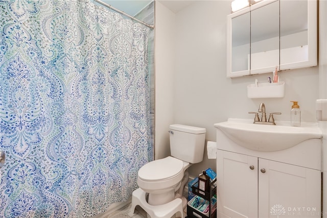 541 E Main St, Xenia, OH 45385 - full bathroom with vanity and a shower with shower curtain