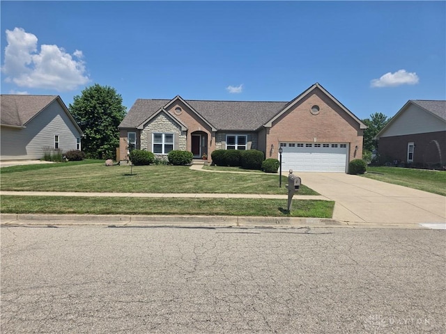 2982 Idaho Falls Dr, Beavercreek, OH 45431 - photo 2