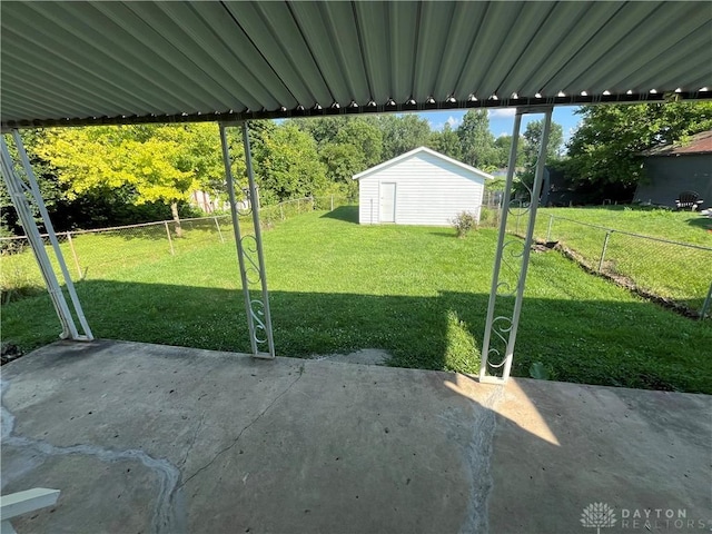 507 Broadway St, Washington Court Hous, OH 43160 - fenced backyard with a patio area