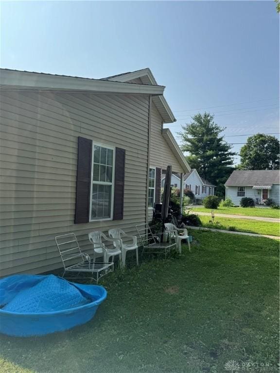 428 E Center St, Germantown, OH 45327 - view of side of home with a lawn