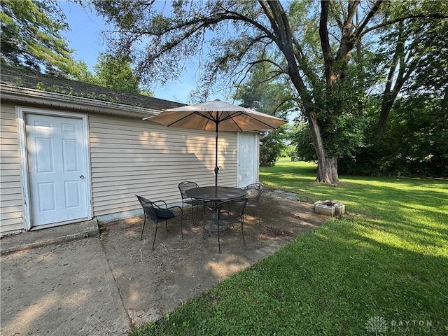 428 E Center St, Germantown, OH 45327 - view of patio