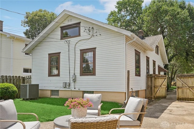 439 Monteray Ave, Oakwood, OH 45419 - rear view of property featuring a patio