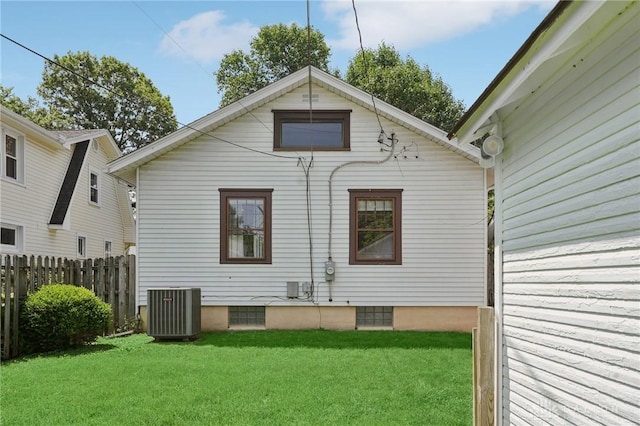 439 Monteray Ave, Oakwood, OH 45419 - back of house