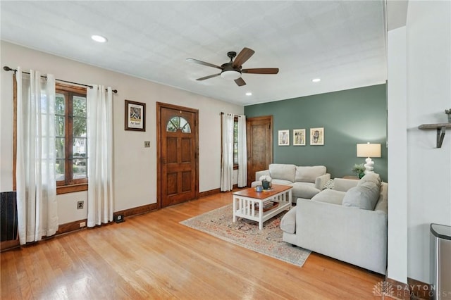 439 Monteray Ave, Oakwood, OH 45419 - living area with plenty of natural light, a ceiling fan, wood finished floors, and recessed lighting