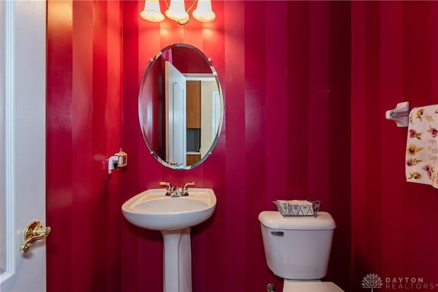24 Dinsley Pl, Springboro, OH 45066 - half bath featuring toilet