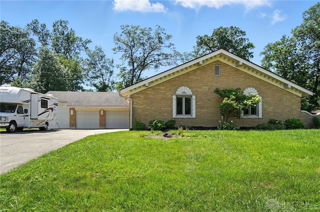 7339 Mohawk Trail Rd, Dayton, OH 45459 - photo 1
