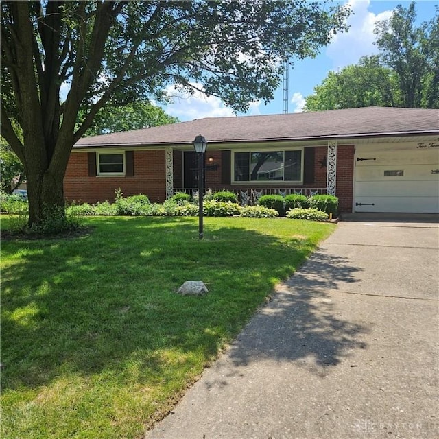 225 Linwood Dr, Greenville, OH 45331 - photo 1