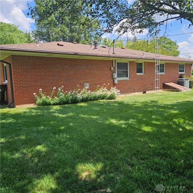 225 Linwood Dr, Greenville, OH 45331 - photo 4