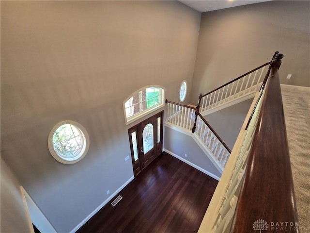 1962 Fountain View Dr, Dayton, OH 45414 - foyer entrance featuring wood finished floors and a towering ceiling
