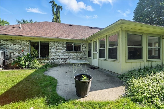 328 Shadywood Dr, Clayton, OH 45415 - view of patio