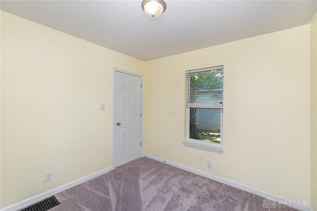 2215 Pearl St, Middletown, OH 45044 - carpeted spare room with baseboards