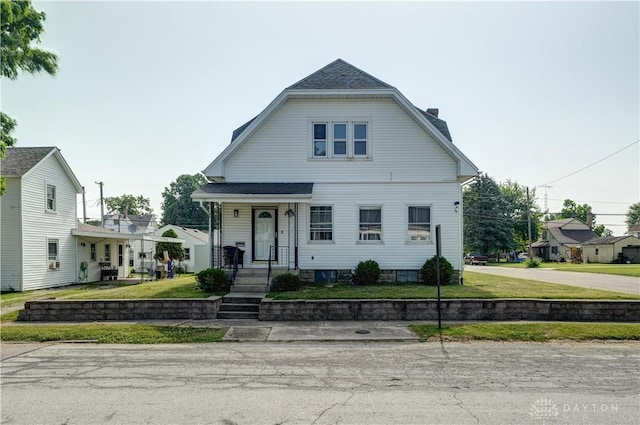 513 S High St, Arcanum, OH 45304 - dutch colonial with a chimney and a front yard