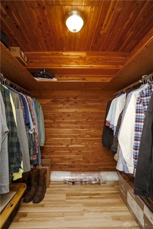 5975 Oakridge Dr, Hamilton, OH 45011 - walk in closet with wood finished floors