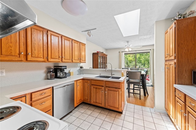 6935 Paragon Rd, Washington Twp, OH 45459 - photo 10